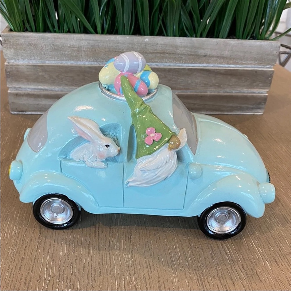 Gnome Volkswagen Beetle Car 🚙